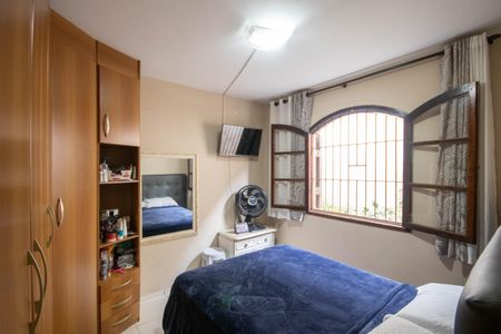 Casa à venda com 140m², 4 quartos e 2 vagas Casa à venda com 140m², 4 quartos e 2 vagasQuarto 2