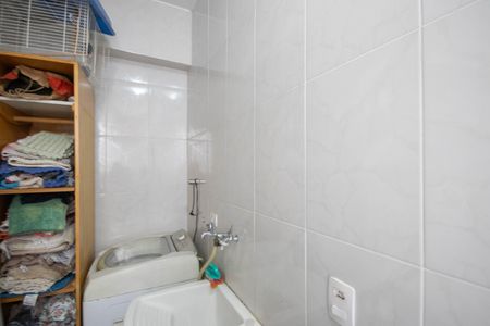 Casa à venda com 140m², 4 quartos e 2 vagas Casa à venda com 140m², 4 quartos e 2 vagasÁrea de Serviço