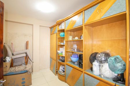 Casa à venda com 140m², 4 quartos e 2 vagas Casa à venda com 140m², 4 quartos e 2 vagasDespensa