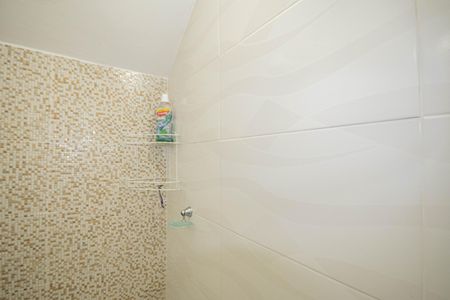 Casa à venda com 140m², 4 quartos e 2 vagas Casa à venda com 140m², 4 quartos e 2 vagasBanheiro Social 2