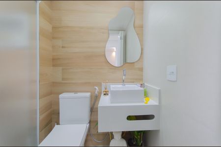 Banheiro de apartamento à venda com 1 quarto, 37m² em Ipiranga, São Paulo