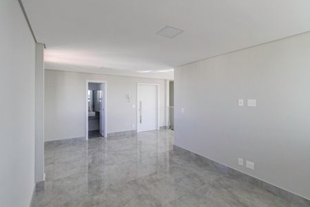 Apartamento à venda com 293m², 4 quartos e 6 vagasCobertura