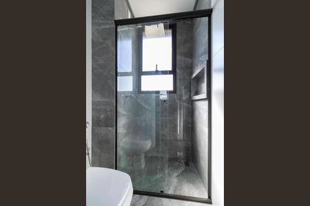 Apartamento à venda com 293m², 4 quartos e 6 vagasBanheiro da Semi Suíte 1 e 2