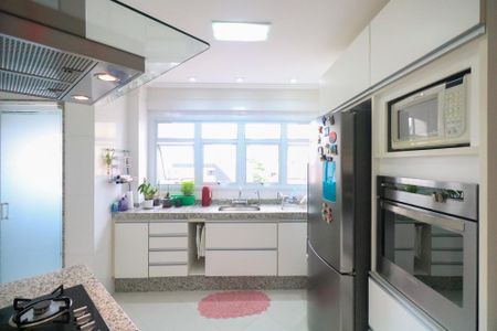 Apartamento à venda com 188m², 3 quartos e 4 vagasCozinha