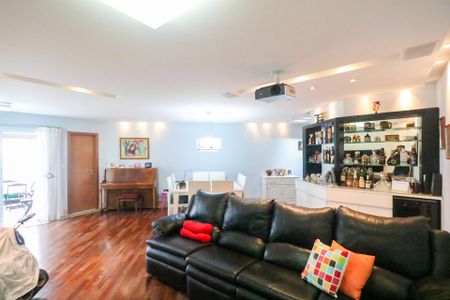 Apartamento à venda com 188m², 3 quartos e 4 vagasSala