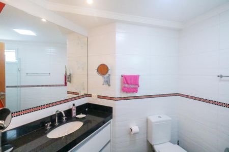 Apartamento à venda com 188m², 3 quartos e 4 vagasBanheiro da Suíte 1