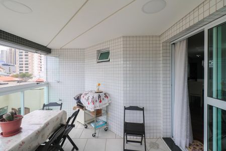 Apartamento à venda com 188m², 3 quartos e 4 vagasVaranda da Sala