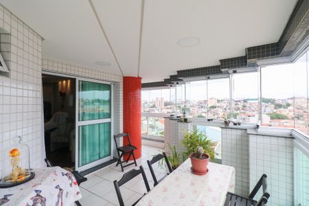 Apartamento à venda com 188m², 3 quartos e 4 vagasVaranda da Sala