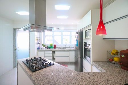 Apartamento à venda com 188m², 3 quartos e 4 vagasCozinha