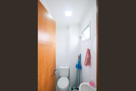 Apartamento à venda com 188m², 3 quartos e 4 vagasBanheiro de Serviço