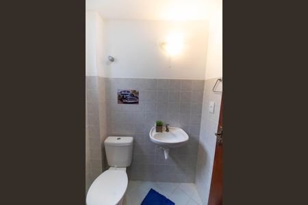 Casa de condomínio à venda com 75m², 2 quartos e 1 vagaLavabo