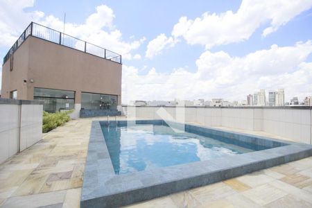 Apartamento à venda com 31m², 1 quarto e 1 vaga Apartamento à venda com 31m², 1 quarto e 1 vagaÁrea comum - Piscina
