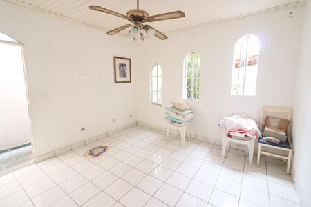 Casa à venda com 276m², 3 quartos e 3 vagasSala 2