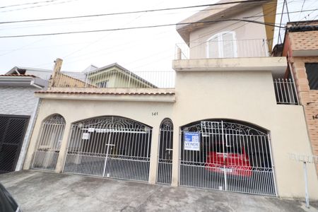 Casa à venda com 276m², 3 quartos e 3 vagasFachada