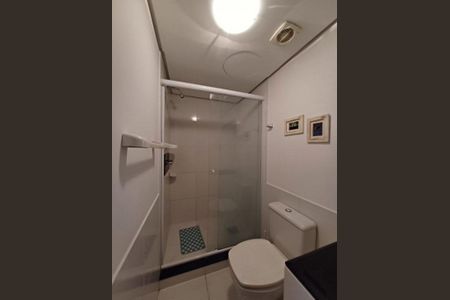 Banheiro de apartamento para alugar com 1 quarto, 43m² em Cidade Baixa, Porto Alegre