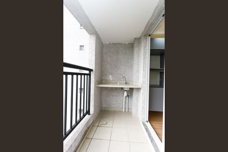 varanda de kitnet/studio para alugar com 2 quartos, 39m² em Cidade Jardim, São Paulo