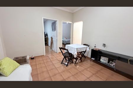 Casa à venda com 101m², 2 quartos e 3 vagasSala