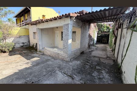 Casa à venda com 101m², 2 quartos e 3 vagasGaragem