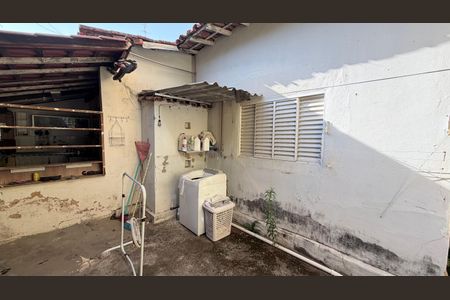 Casa à venda com 101m², 2 quartos e 3 vagasÁrea externa