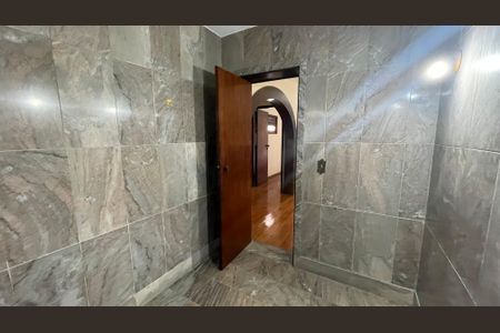 Casa para alugar com 350m², 6 quartos e 3 vagasLavabo