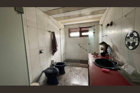 Casa para alugar com 350m², 6 quartos e 3 vagasBanheiro Social