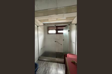 Casa para alugar com 350m², 6 quartos e 3 vagasBanheiro Social