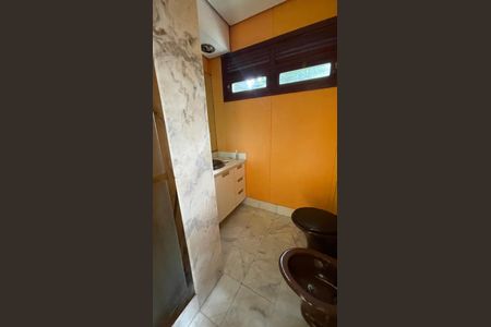 Casa para alugar com 350m², 6 quartos e 3 vagasBanheiro da Suíte 1