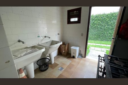 Casa para alugar com 350m², 6 quartos e 3 vagasÁrea de Serviço