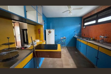 Casa para alugar com 350m², 6 quartos e 3 vagasCozinha