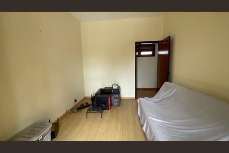 Casa para alugar com 350m², 6 quartos e 3 vagasQuarto 4