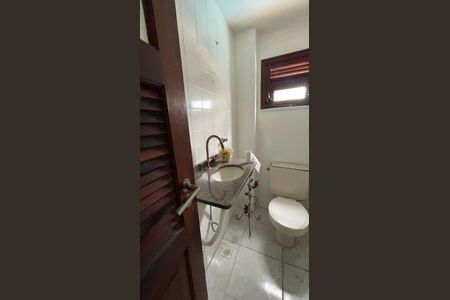 Casa para alugar com 350m², 6 quartos e 3 vagasBanheiro Sauna