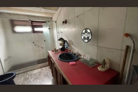 Casa para alugar com 350m², 6 quartos e 3 vagasBanheiro Social