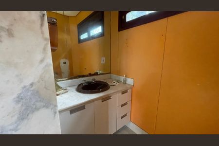 Casa para alugar com 350m², 6 quartos e 3 vagasBanheiro da Suíte 1