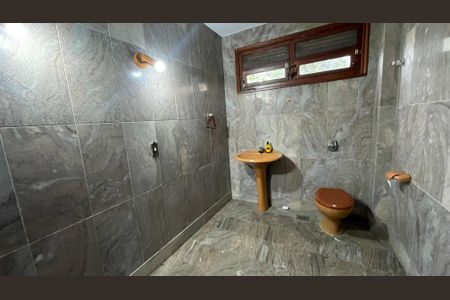 Casa para alugar com 350m², 6 quartos e 3 vagasLavabo