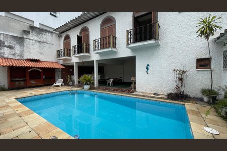 Casa para alugar com 350m², 6 quartos e 3 vagasÁrea externa