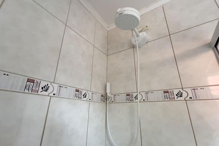 Casa à venda com 180m², 2 quartos e sem vagaBanheiro da Suíte