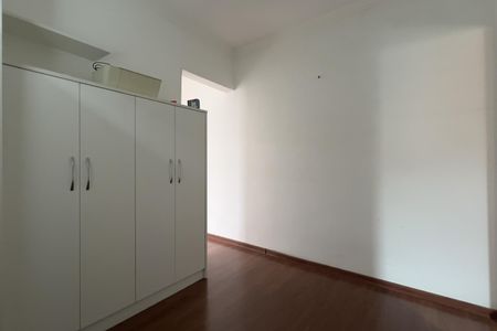 Casa à venda com 180m², 2 quartos e sem vagaEscritório