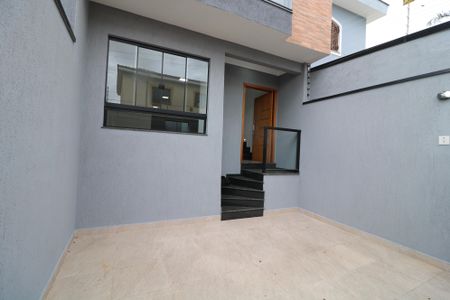 Casa à venda com 110m², 3 quartos e 2 vagasGaragem