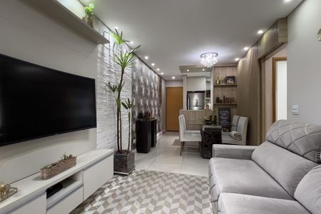 Sala de apartamento à venda com 3 quartos, 77m² em Vila Galvão, Guarulhos