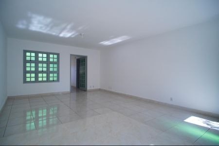 Sala de casa para alugar com 4 quartos, 129m² em Centro, São Leopoldo