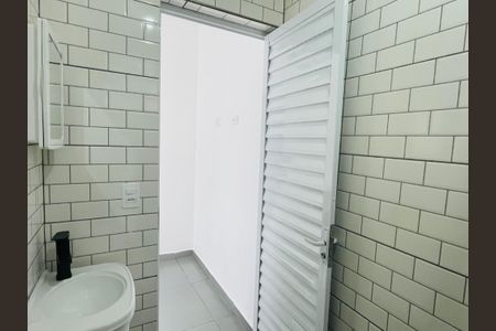 Studio para alugar com 22m², 1 quarto e sem vaga Studio para alugar com 22m², 1 quarto e sem vagaBanheiro Social