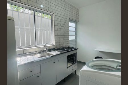 Kitnet/Studio para alugar com 1 quarto, 22m² em Portal dos Gramados, Guarulhos
