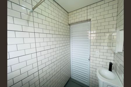Studio para alugar com 22m², 1 quarto e sem vaga Studio para alugar com 22m², 1 quarto e sem vagaBanheiro Social