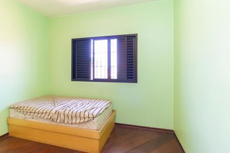 Casa à venda com 200m², 4 quartos e 3 vagasQuarto 2