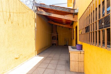 Casa à venda com 200m², 4 quartos e 3 vagasQuintal