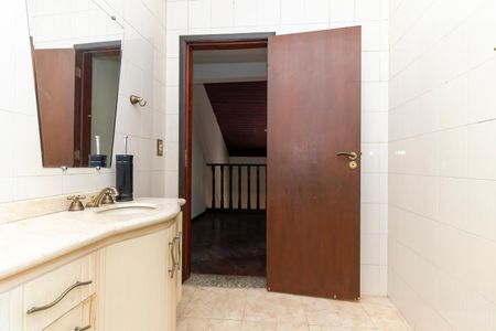 Casa à venda com 200m², 4 quartos e 3 vagasBanheiro Social 1