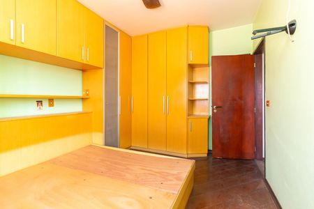 Casa à venda com 200m², 4 quartos e 3 vagasQuarto 1 - Suíte