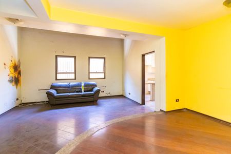 Casa à venda com 200m², 4 quartos e 3 vagasSala