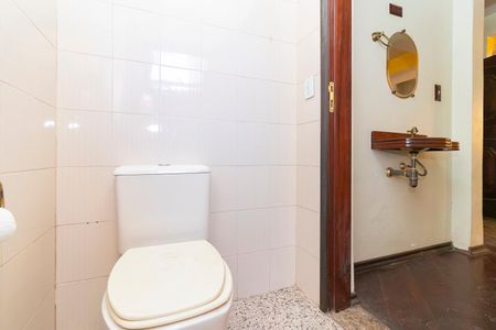 Casa à venda com 200m², 4 quartos e 3 vagasBanheiro Social 2
