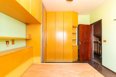 Casa à venda com 200m², 4 quartos e 3 vagasQuarto 1 - Suíte